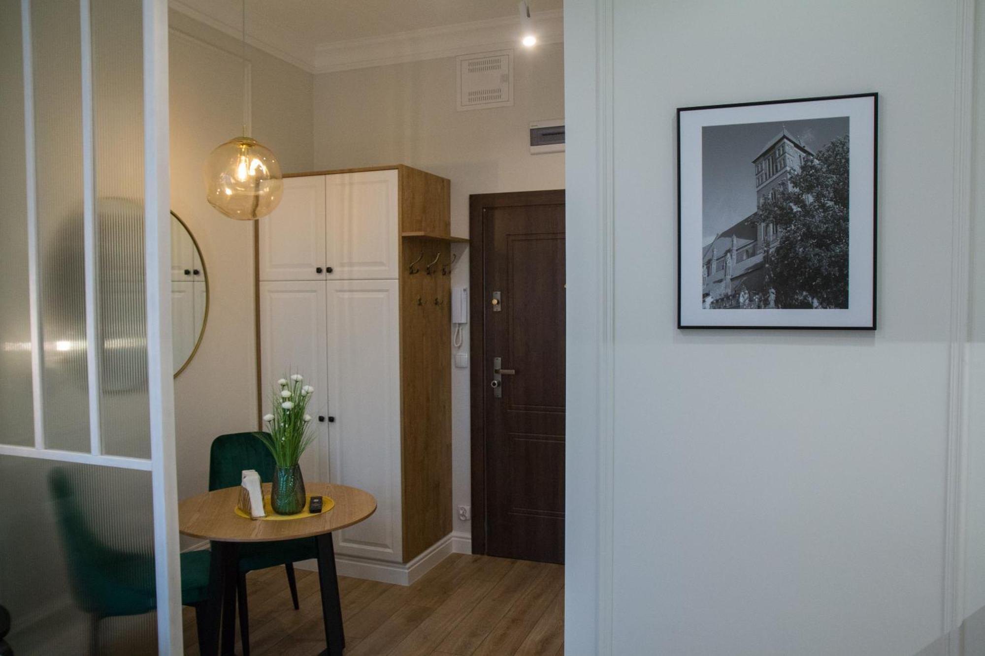 Apartamenty U Kopernika By Rentoom Thorn Exterior foto